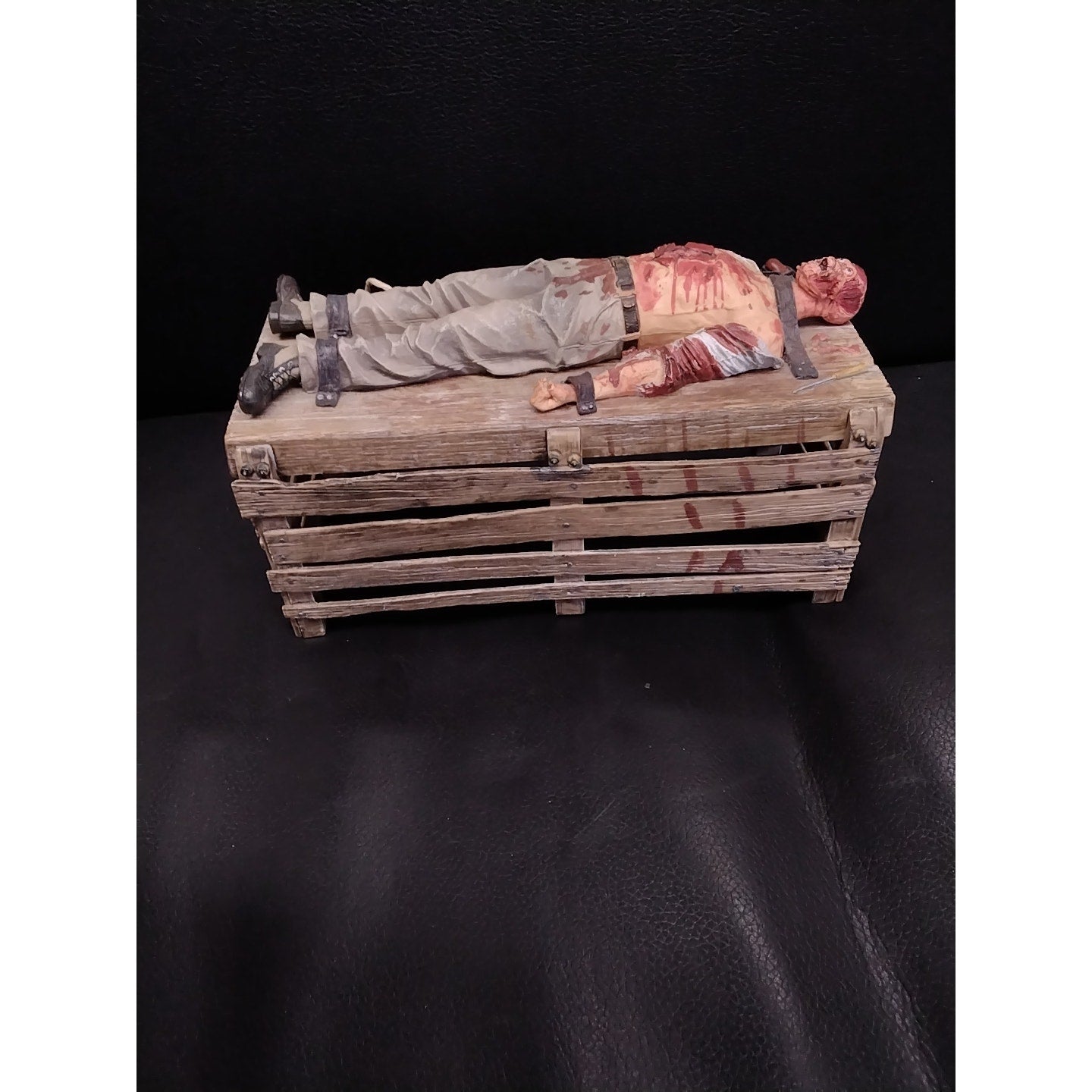 2006 NECA Leatherface Texas Chainsaw Massacre Bench Box