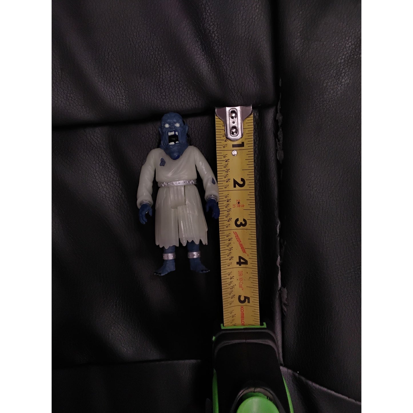 1993 Army of Darkness ReAction Pit Witch ( Glow-in-the-Dark)
