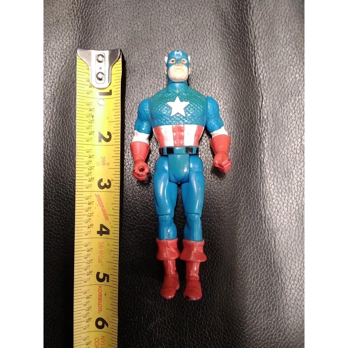 1990 Captain America action figure Toybiz