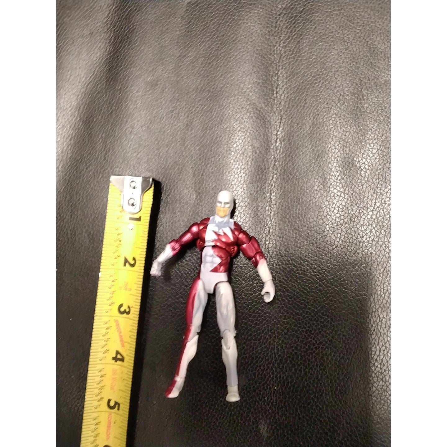 2009 Universe Guardian 3.75 action figure Marvel Universe