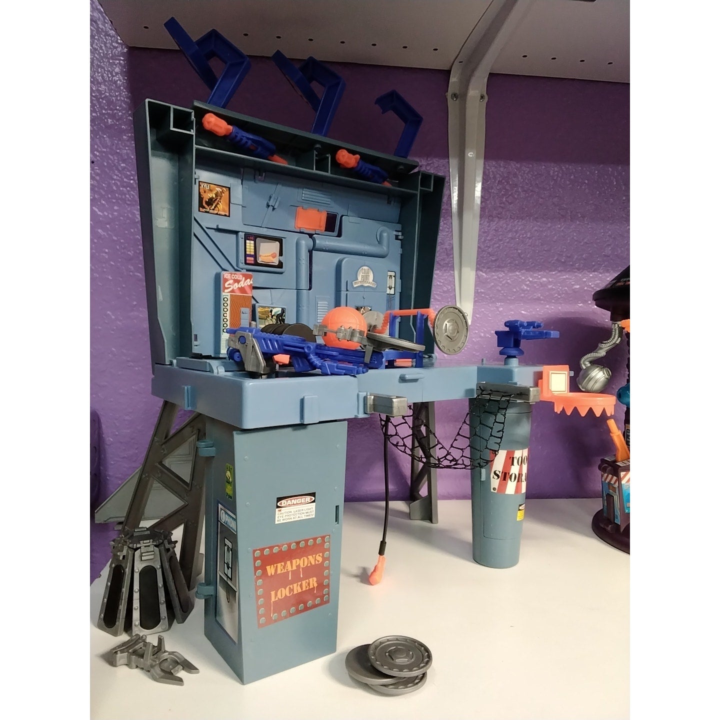 1993 Biker Mice From Mars Headquarters Playset