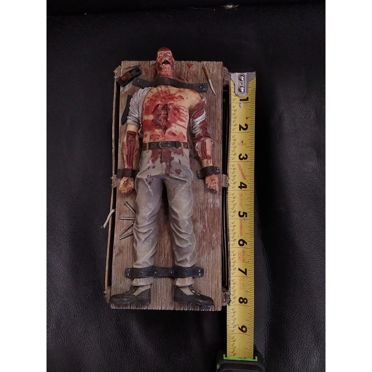 2006 NECA Leatherface Texas Chainsaw Massacre Bench Box