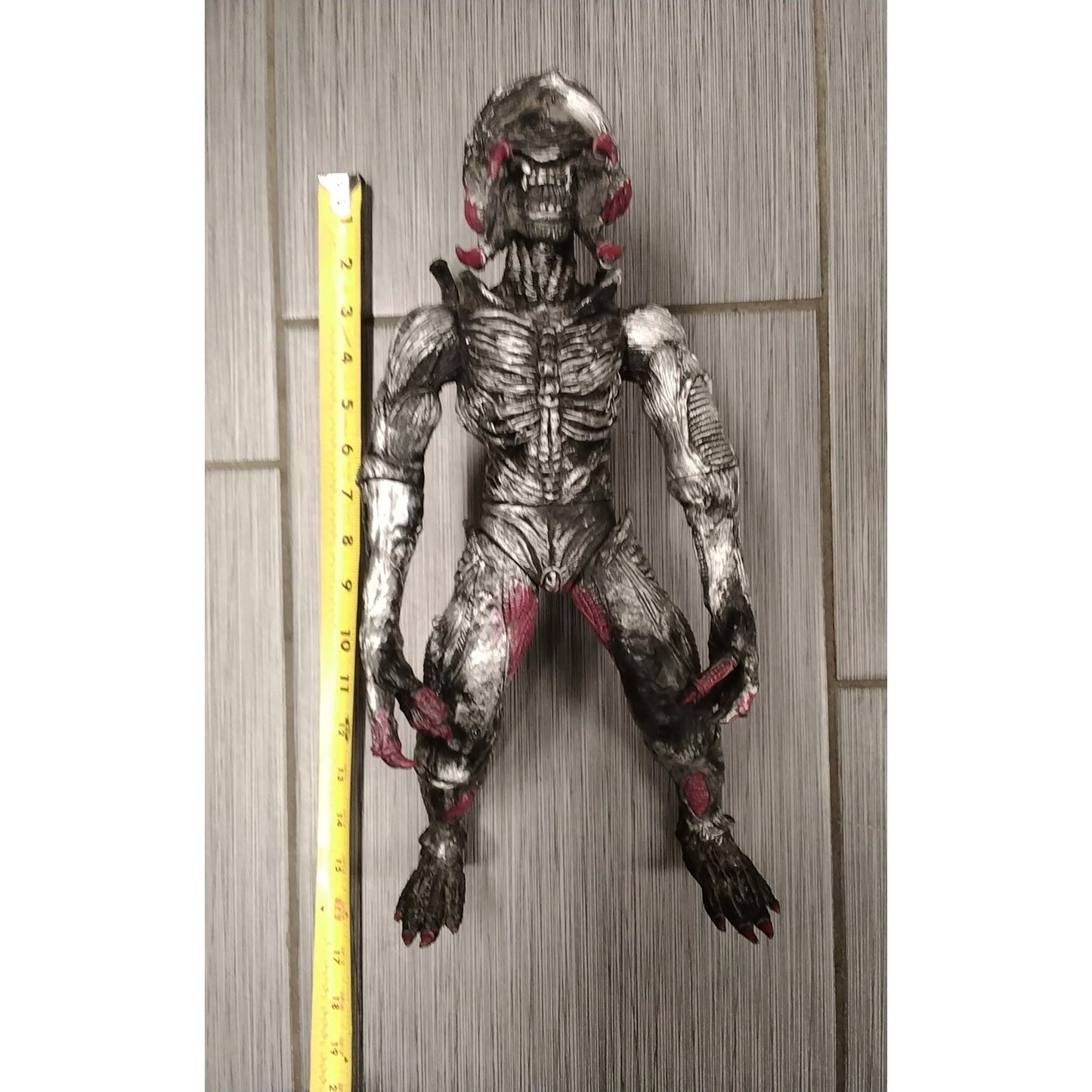 KO Aliens Predator Action Figure