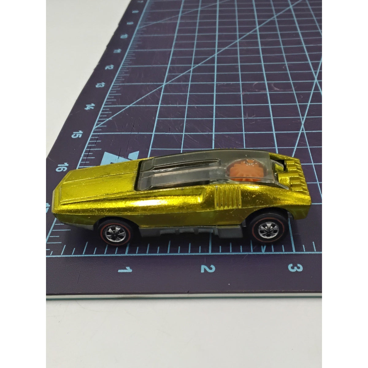 1969 YELLOW WHIP CREAMER REDLINE Collectible Loose Hot Wheels Mattel Vintage