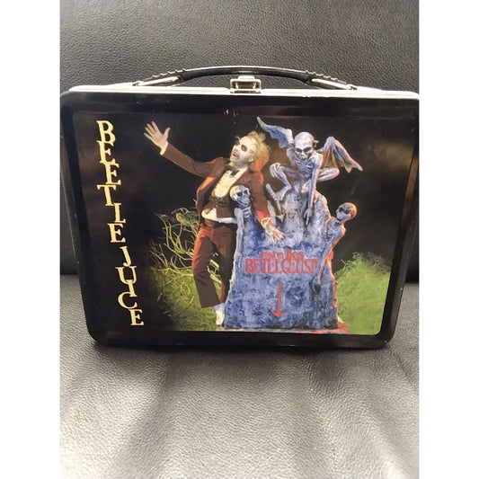 2001 NECA Beetlejuice cemetery With Thermos