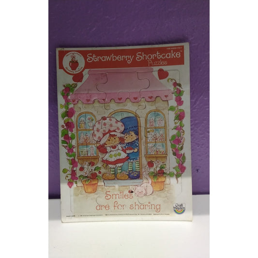 1981 Strawberry Shortcake Puzzle American Greetings 15 PC