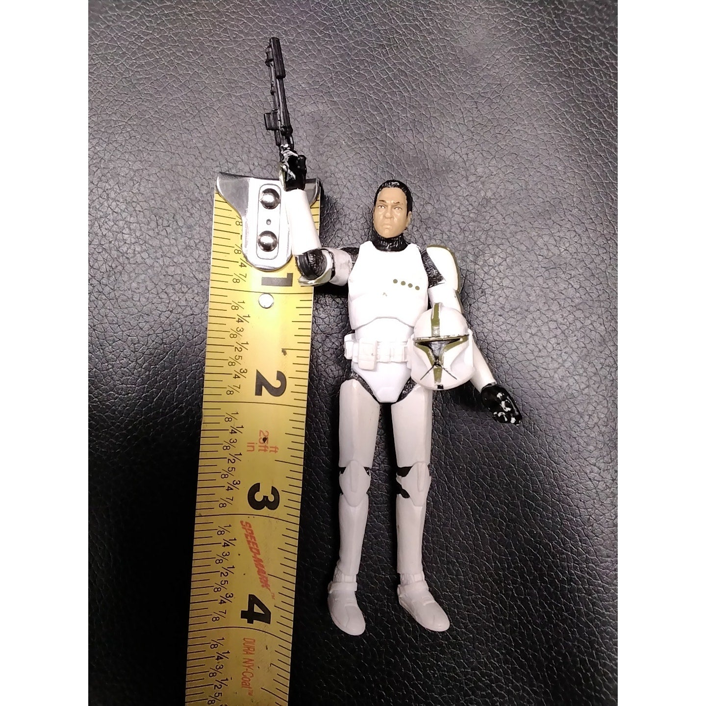 Star Wars - Hasbro - 2012 - Saga Collection - Clone Trooper Sergeant - 3.75" Figure