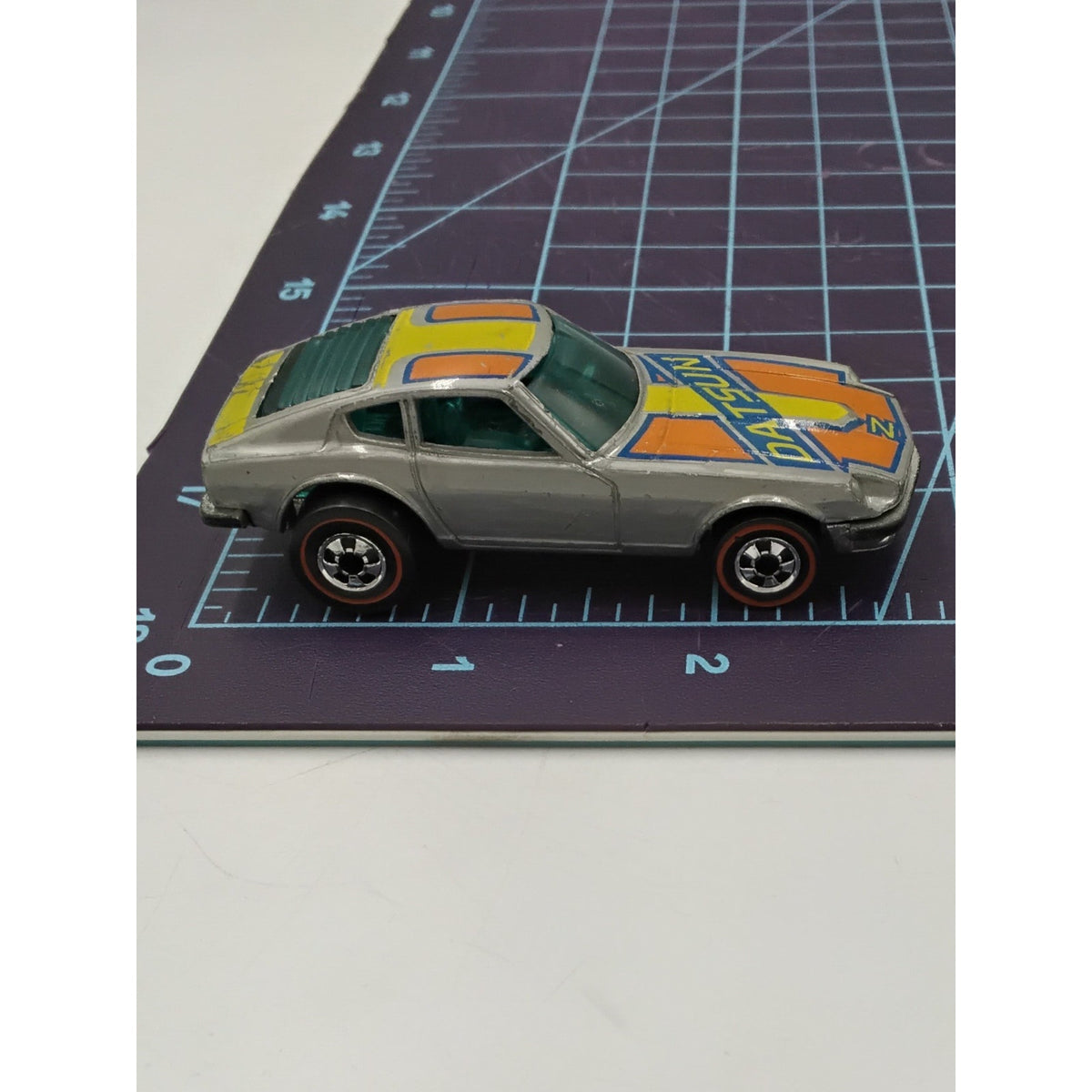1976 Z WHIZ Gray Enamel Flying Colors Very Nice ! Redline Action Figure Loose
