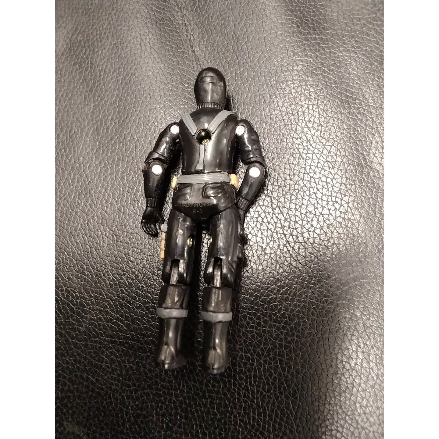 1997 Snake eyes action figure v8 gi joe