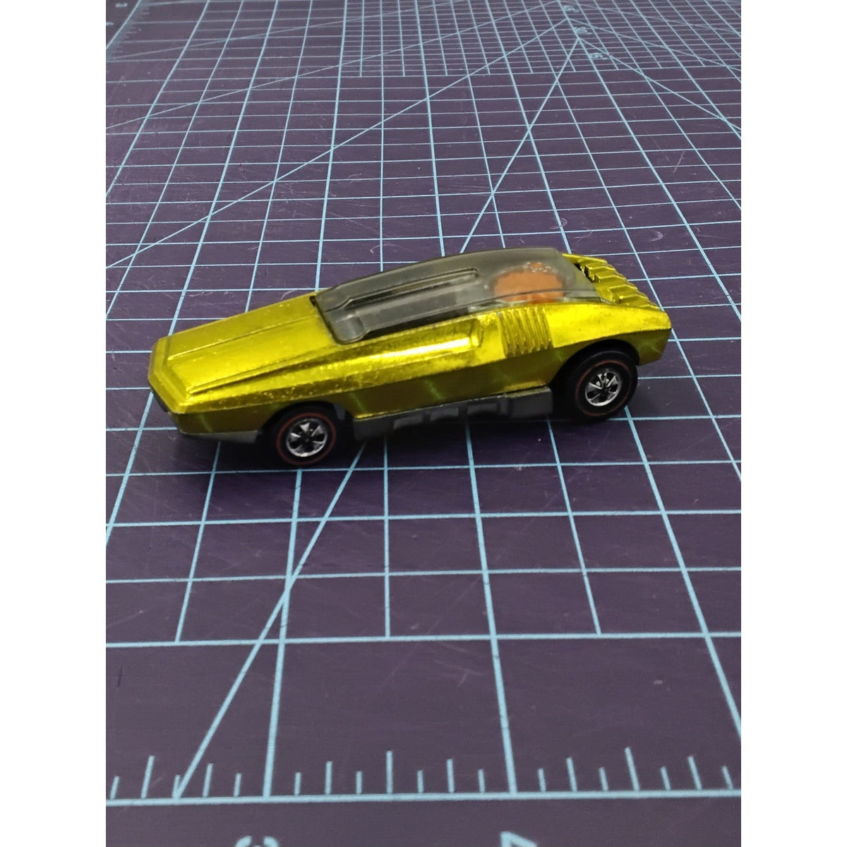 1969 YELLOW WHIP CREAMER REDLINE Collectible Loose Hot Wheels Mattel Vintage