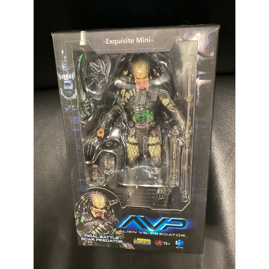 Alien vs Predator - Hiya - Final Battle Scar Predator - 1/18 Scale