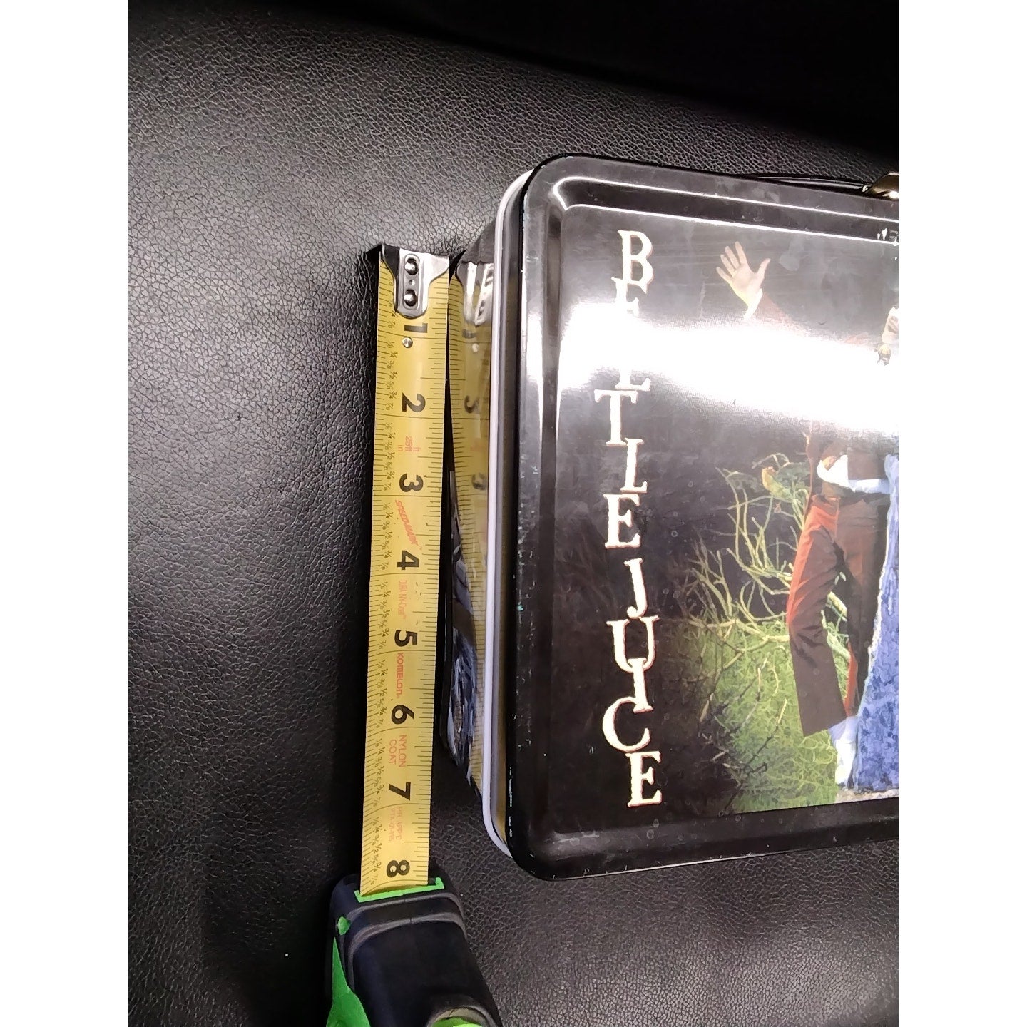 2001 NECA Beetlejuice cemetery With Thermos