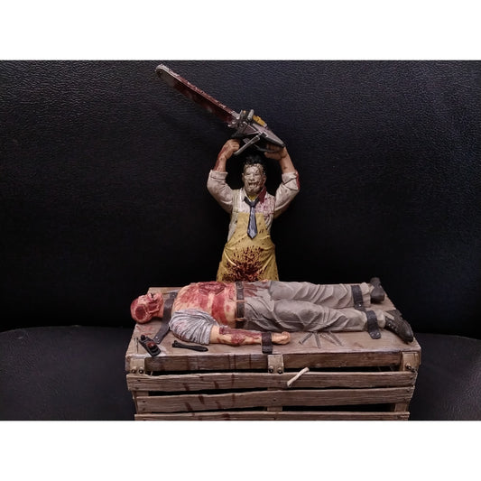 2006 NECA Leatherface Texas Chainsaw Massacre Bench Box