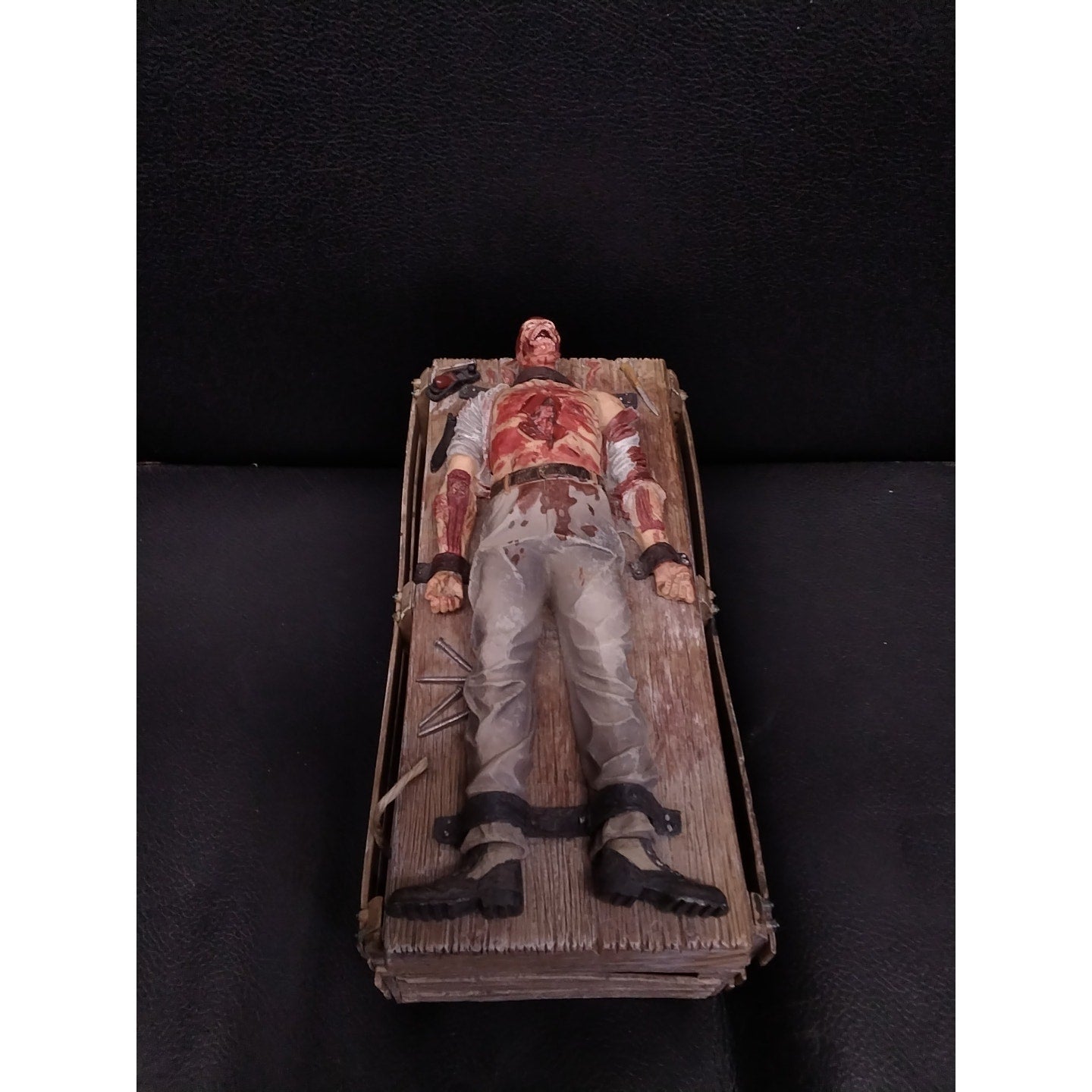 2006 NECA Leatherface Texas Chainsaw Massacre Bench Box