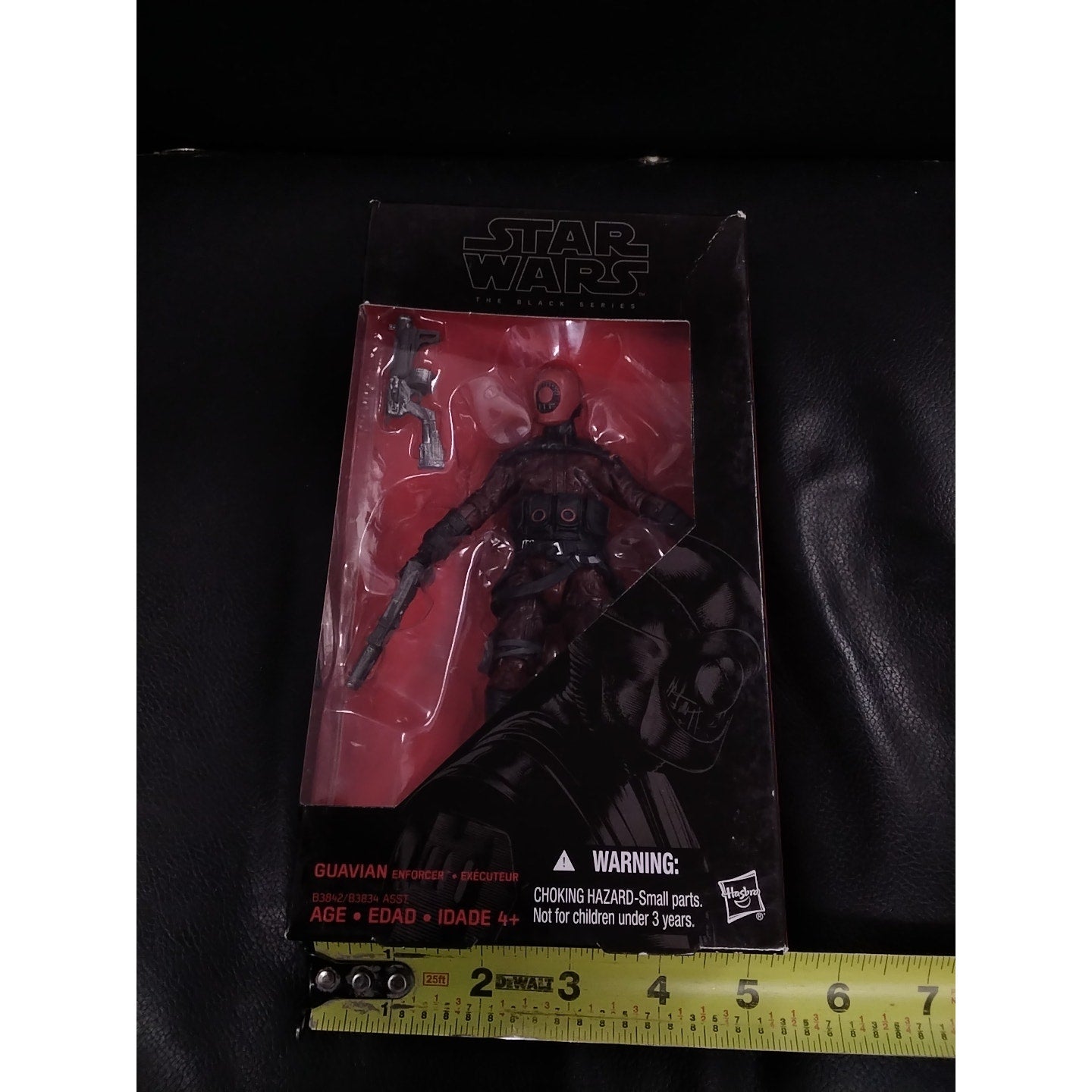 2015 Star Wars The Black Series-  Guavian