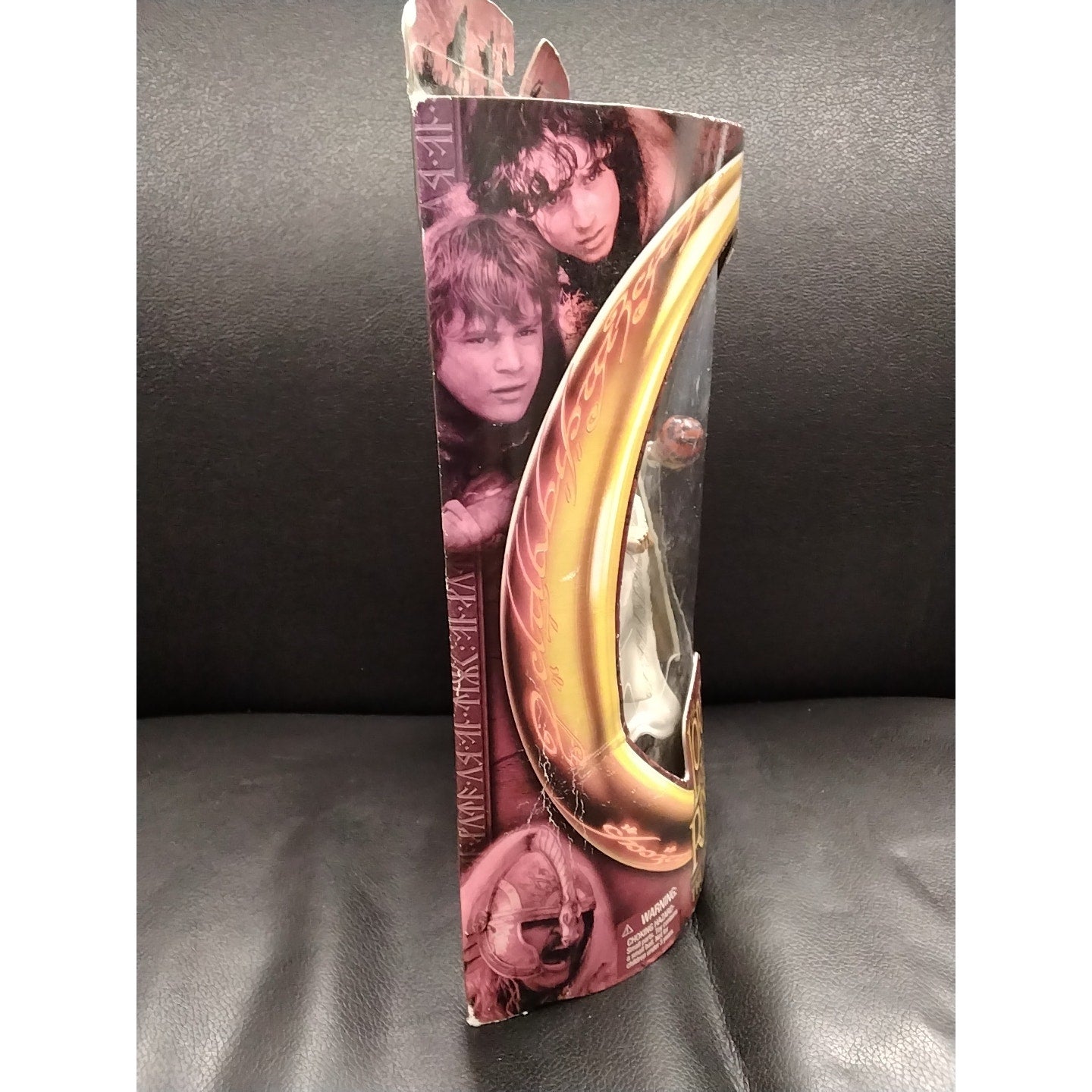 2002 Saruman The White Lord of the Rings Action Figure  in box