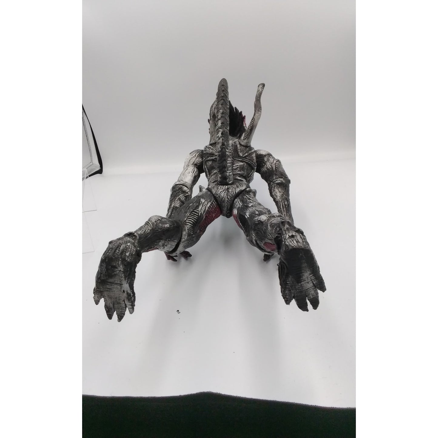 KO Aliens Predator Action Figure