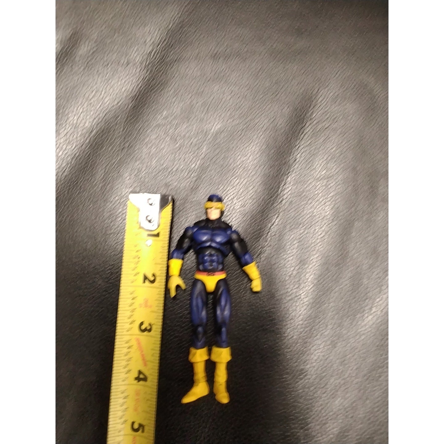 2009 Cyclops 3.75 action figure Marvel universe